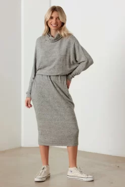 Turtleneck Long Sleeve Midi Dress